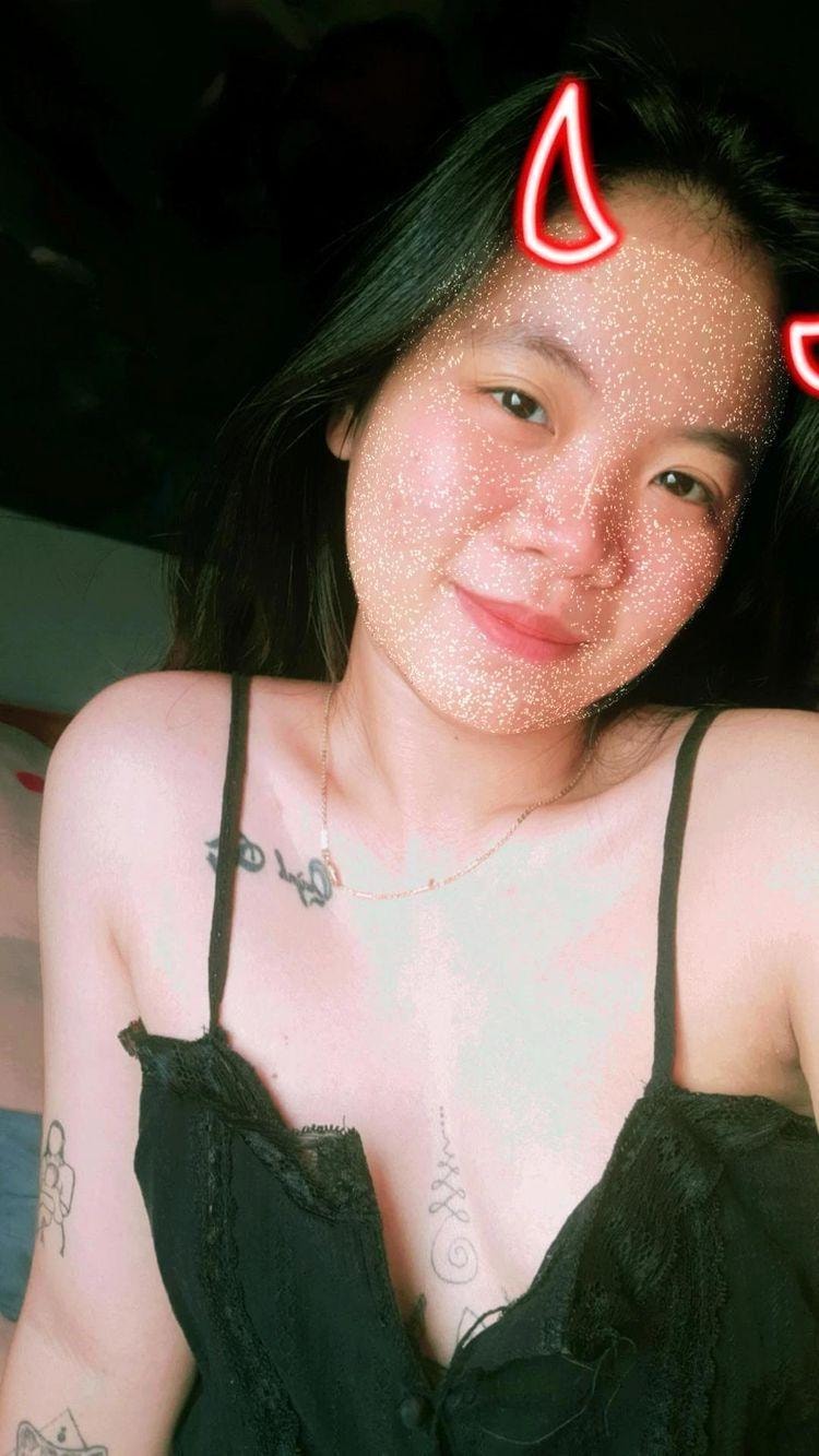 Onlyfans @ qtrang207 11